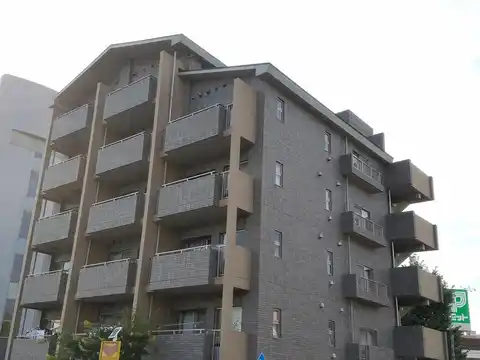 クラージュKAMAKURAYA