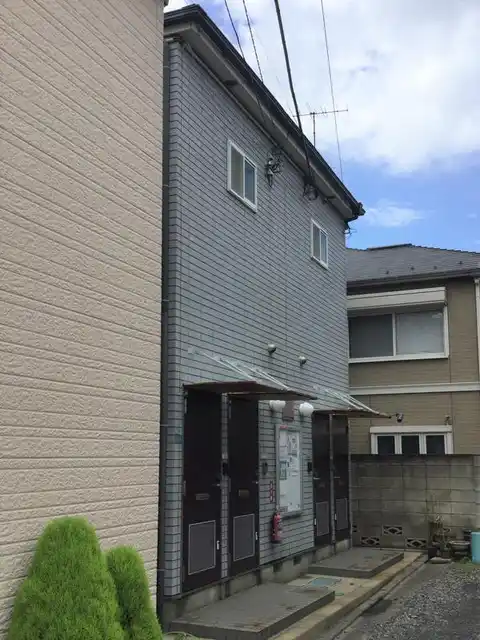 レオパレスB