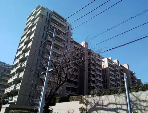 桜上水ガーデンズH棟
