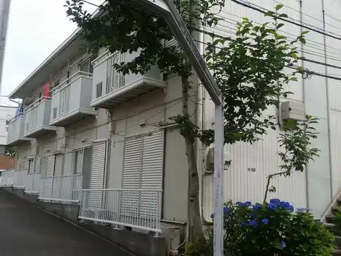 クレセント渡辺 C