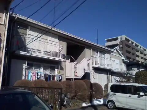 ファーストアベニュー