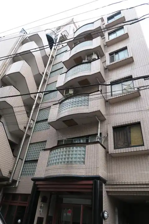 フレーヴァー伊勢佐木