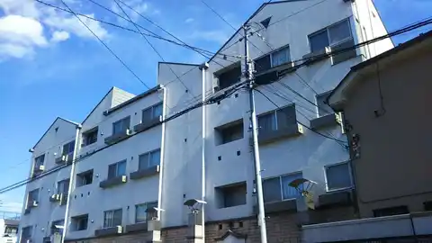 成城アベニュー館