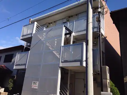 レオパレスアズール新都心