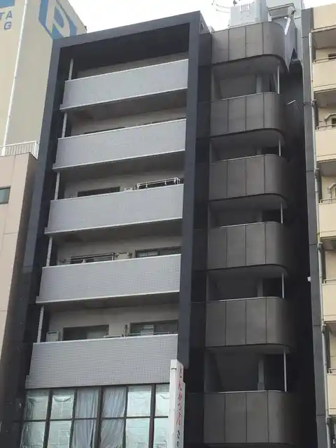 ファミーユ森下
