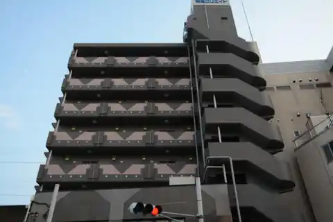 新城ロイヤルプラザ