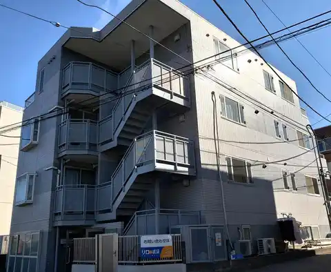 ヴィラビアンカ山佐1