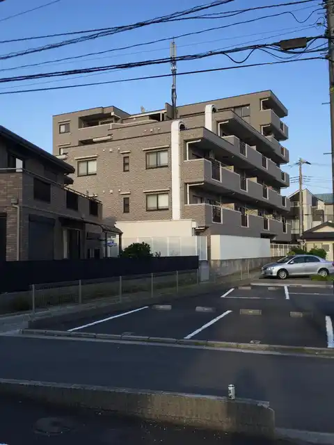 ウエスト ヴィレッジ