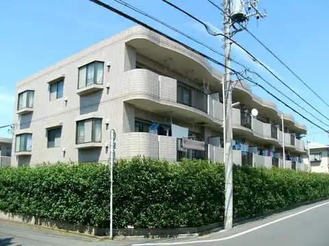 ラ・フォンテーヌ壱番館