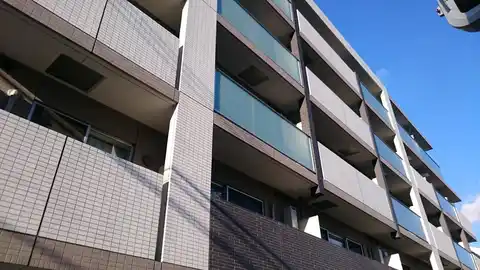 プレール・ドゥーク志村坂上