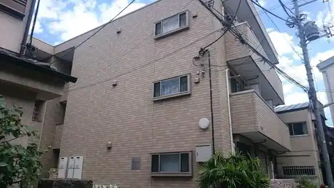 メゾンルミエール