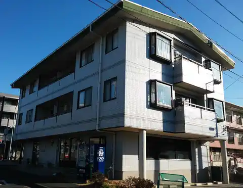 スリービレッジ