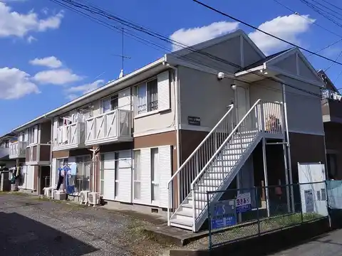 ファミール綾瀬