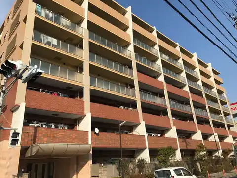 レクセルプラッツァ原木中山