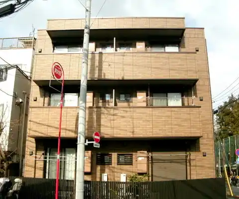 パレス境南町