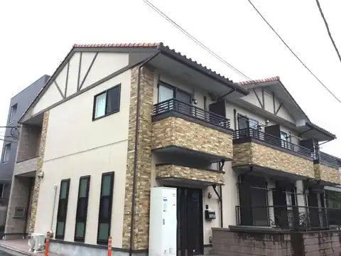 K.HOUSE
