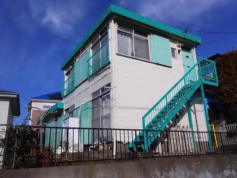 内尾荘