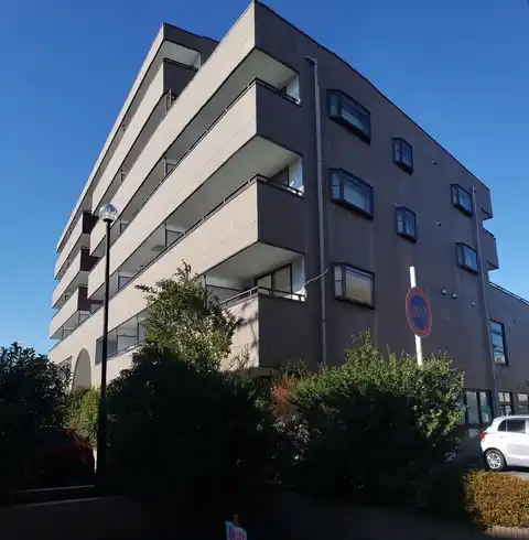 グランドルーシス