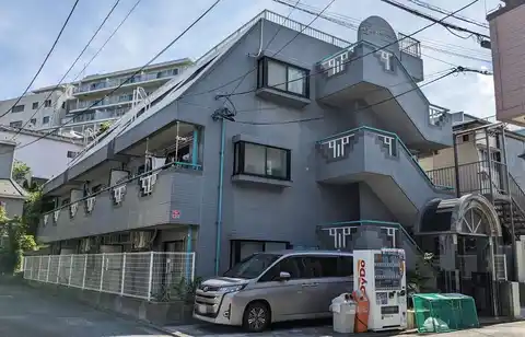 テンダーハウス