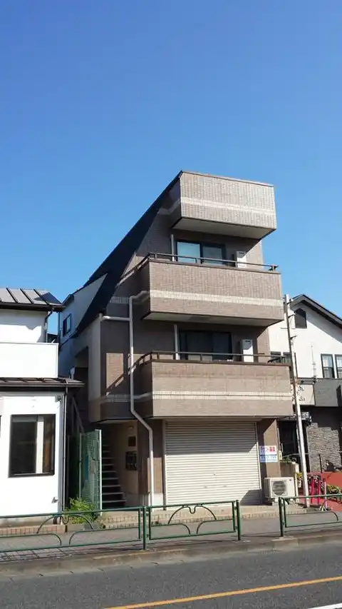 ラヴィ中町