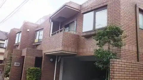 シュロス中野