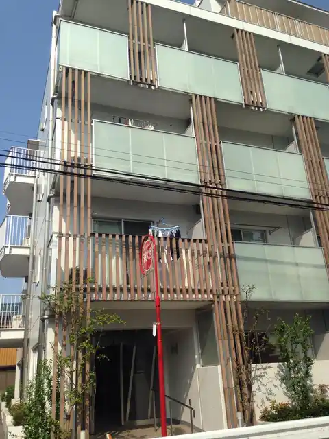 プレジール弁天