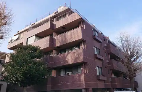 プラザ・ルミエール