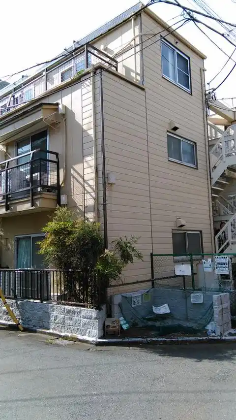 フラット町田
