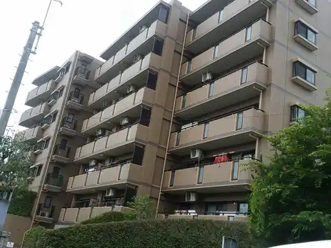 ライオンズガーデン久地