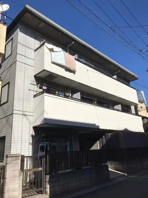 エステートピアスワン