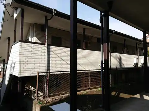 ロイヤルハウスシックス