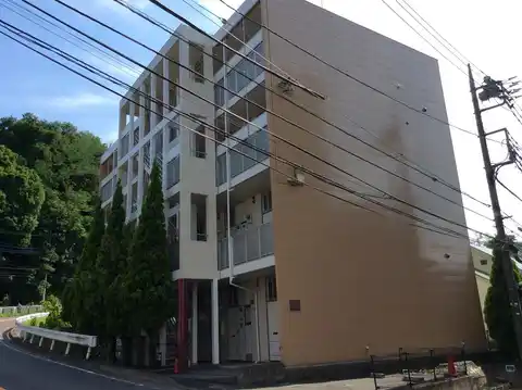 レオパレス聖蹟ロイヤルハイツ