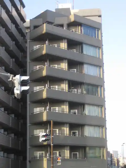 グリフィン横浜・ウェスタ