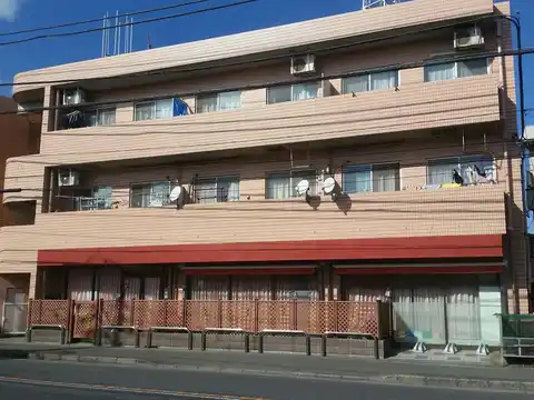 ルーバーイン元町