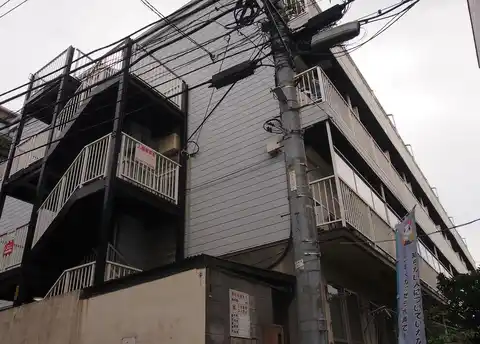 シティードームA棟