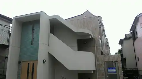 リッツウィステリア