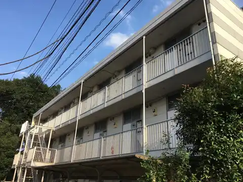 レオパレス峰の坂