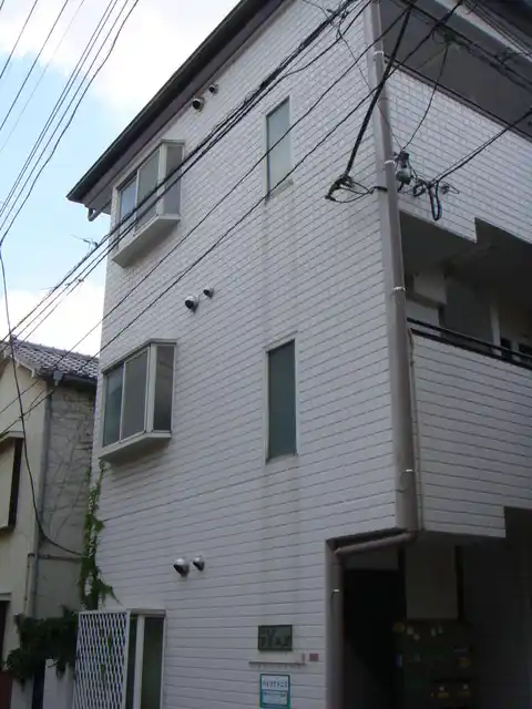ハイツアドニス