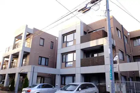 ヴァレイハウス