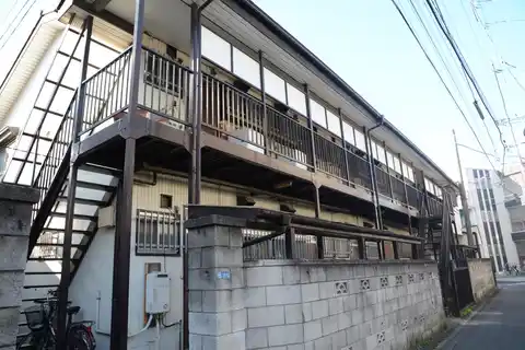 成瀬荘