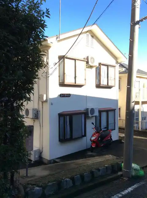 エーリフローレンス