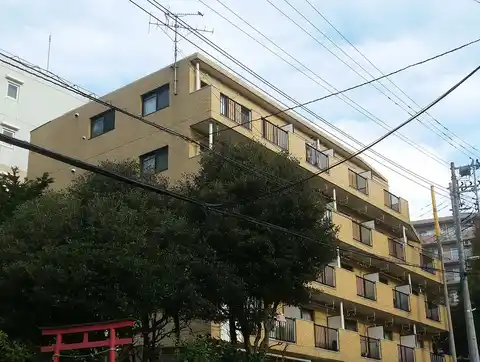 ハイライズ87