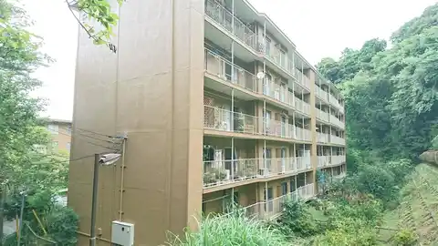 鎌倉グリーンハイツE-1棟