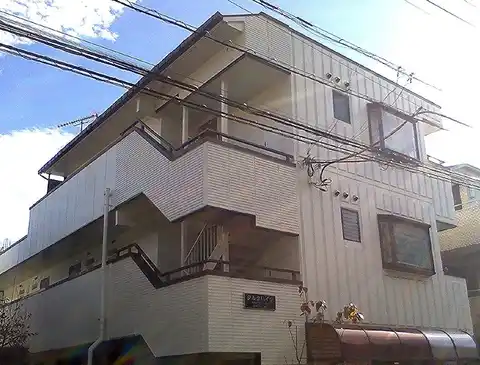 シルクハイツ