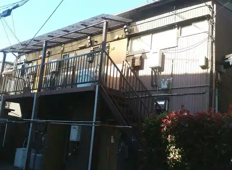 石川荘