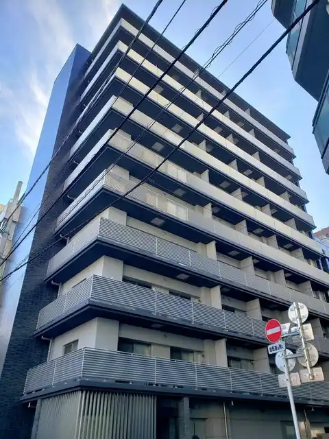 プレジリア人形町