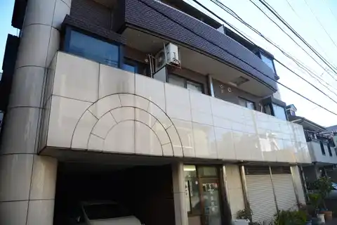 ベルヴェイルオギソ