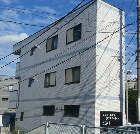 サン・リバ平