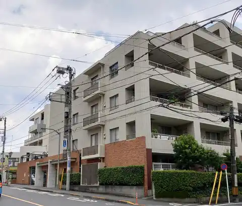 ラヴィドール豊田エステラス