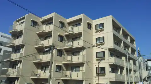 サン.フォレスト